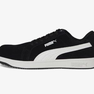 Puma Men's Classic Black and White Athletic Shoes size 10.5